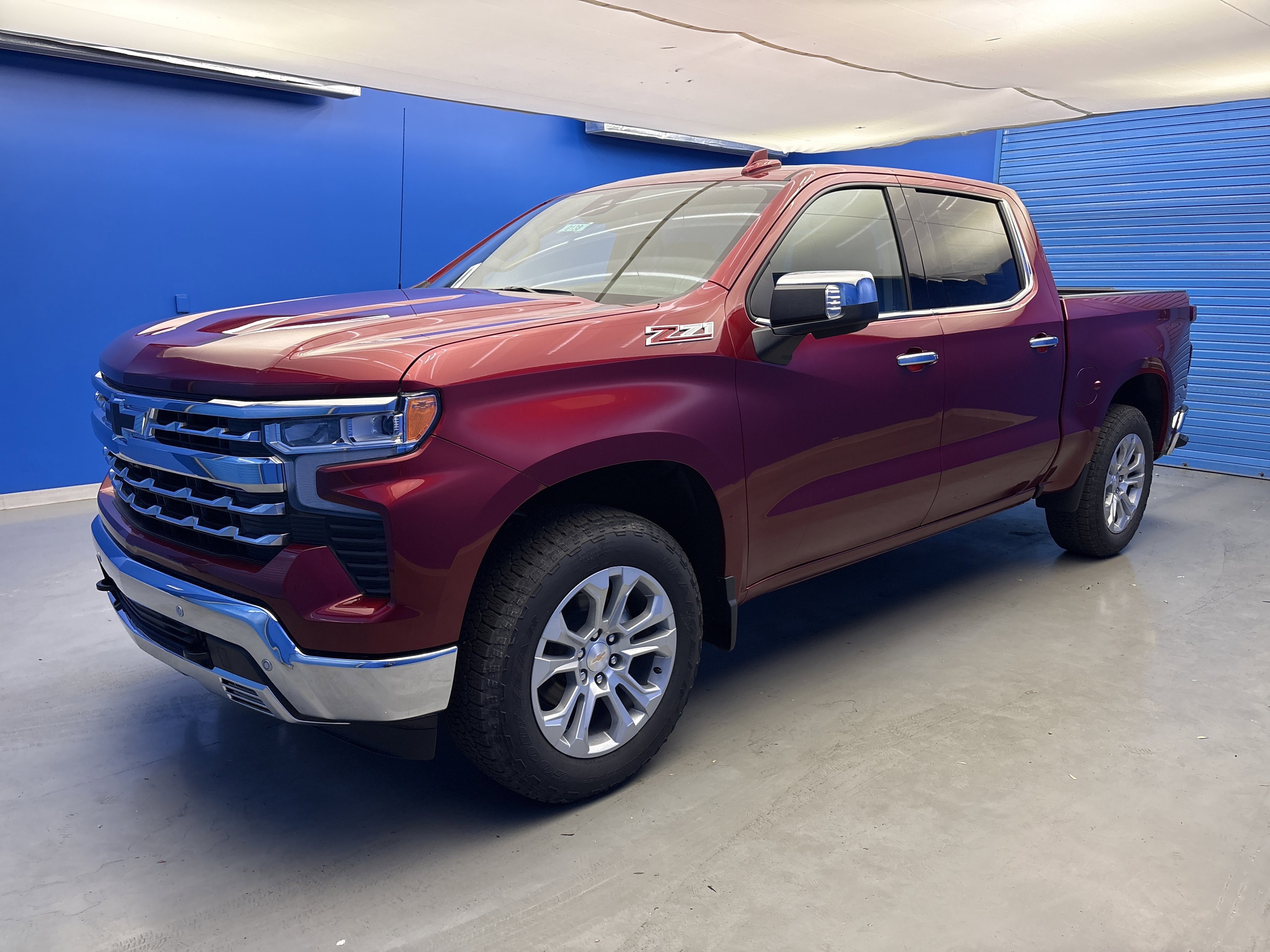 2026 Chevrolet Silverado 1500 photo 2