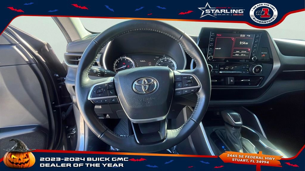 2022 Toyota Highlander XLE photo 13