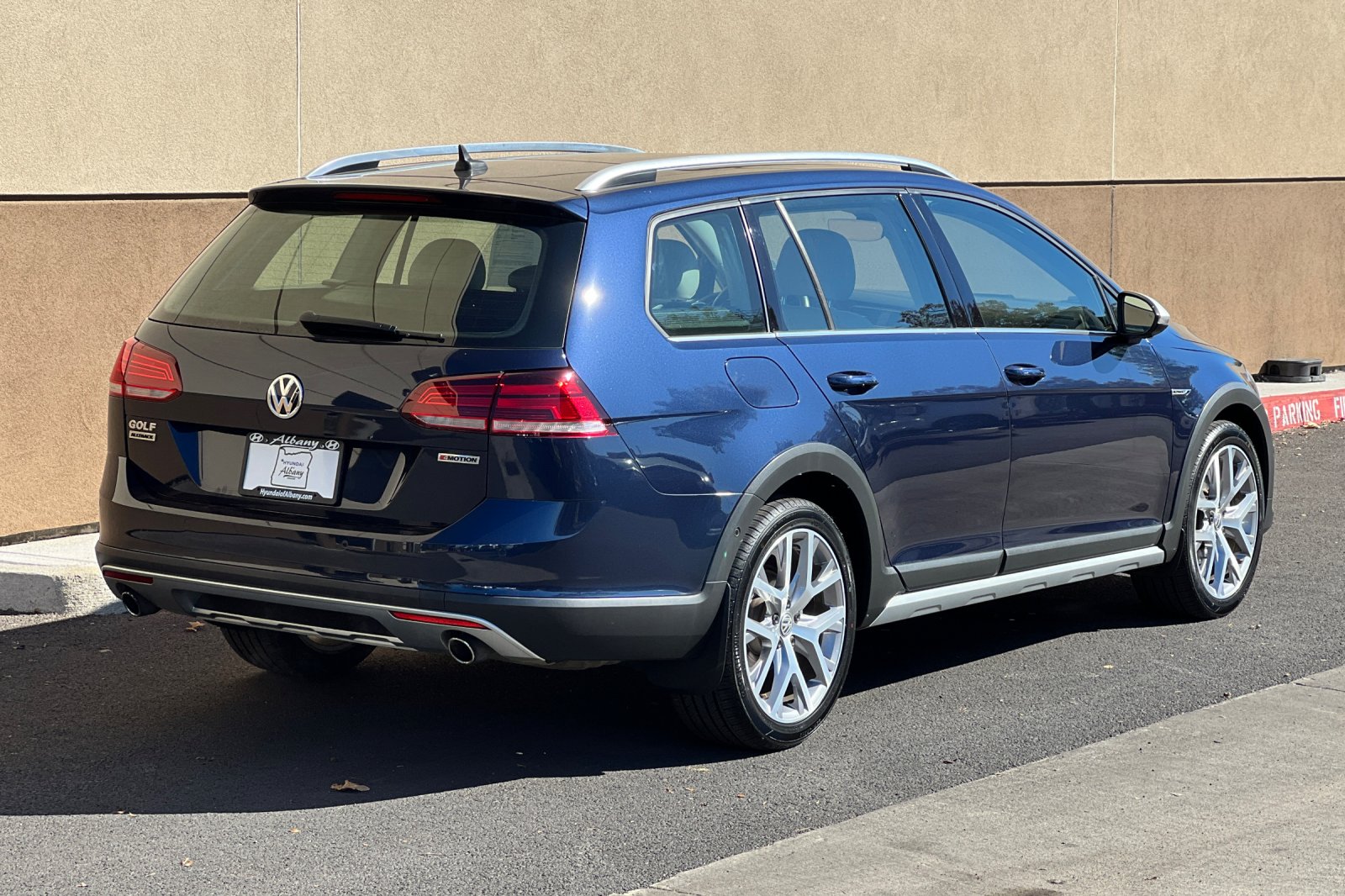 2019 Volkswagen Golf Alltrack TSI SE photo 3