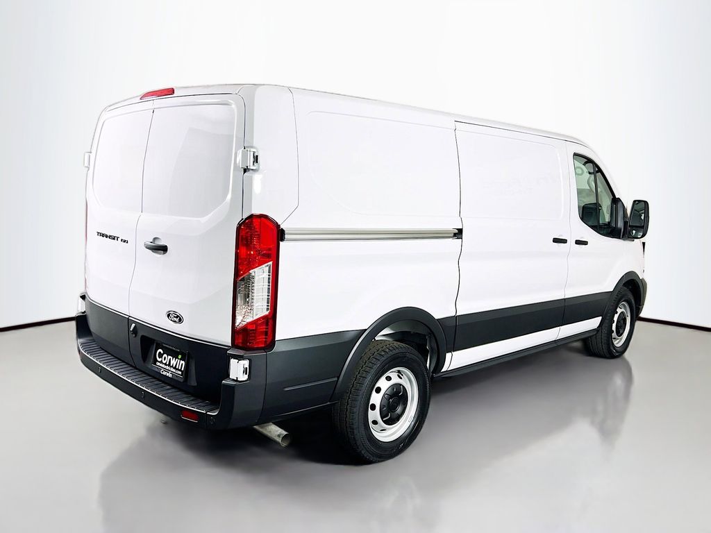 2026 Ford Transit photo 4