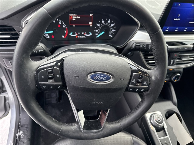 2022 Ford Escape SEL photo 13