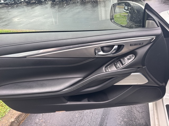 2021 Infiniti Q60 3.0t Luxe photo 9