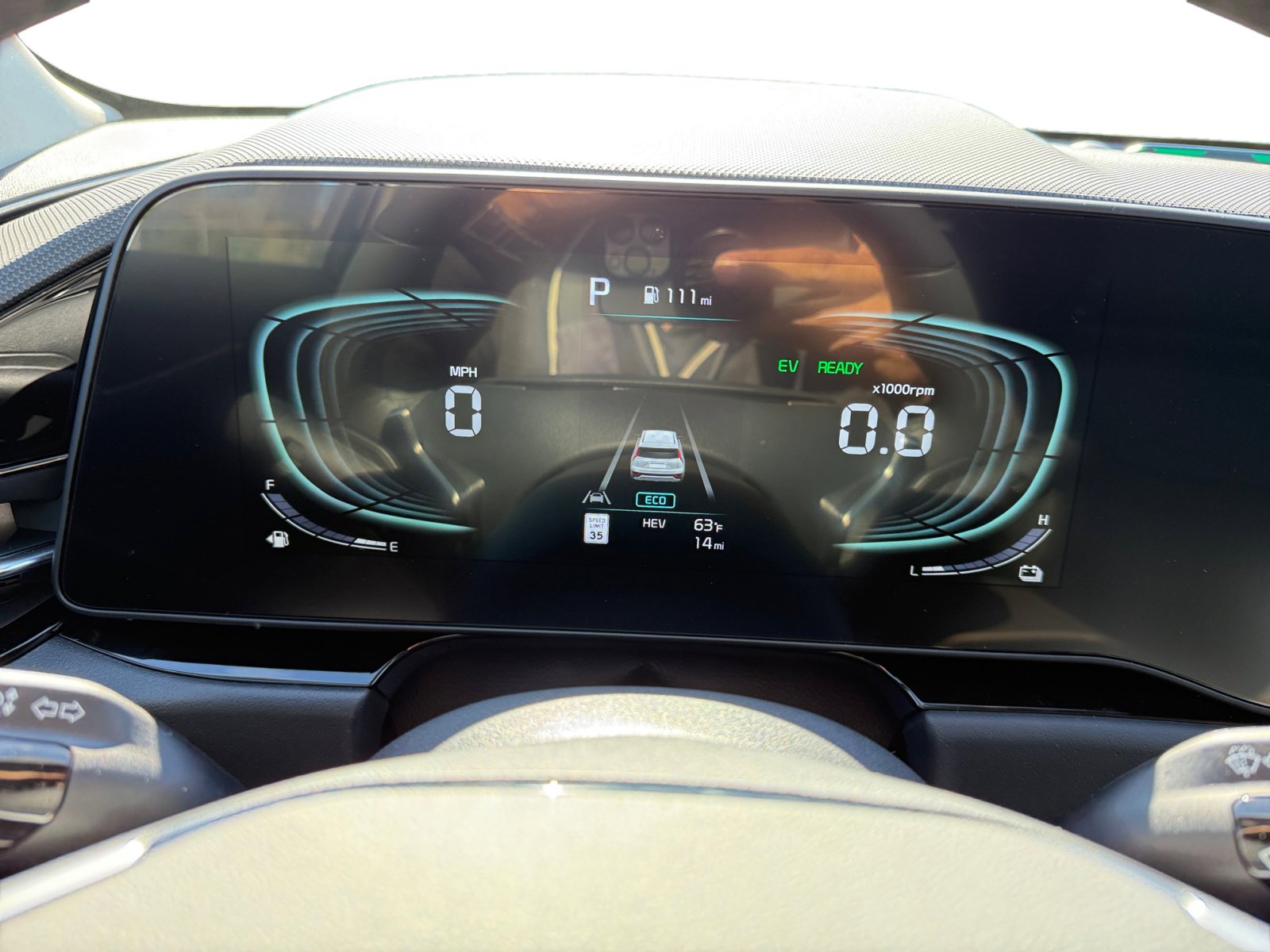 2025 Kia Niro Plug-In Hybrid SX Touring photo 11