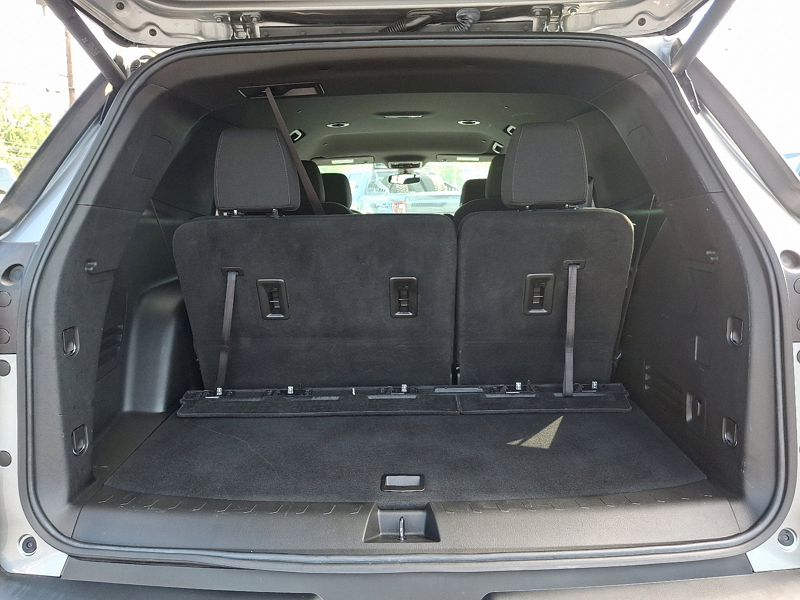 2023 Chevrolet Traverse Cloth photo 28