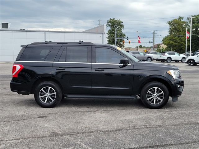 2018 Ford Expedition XLT photo 2