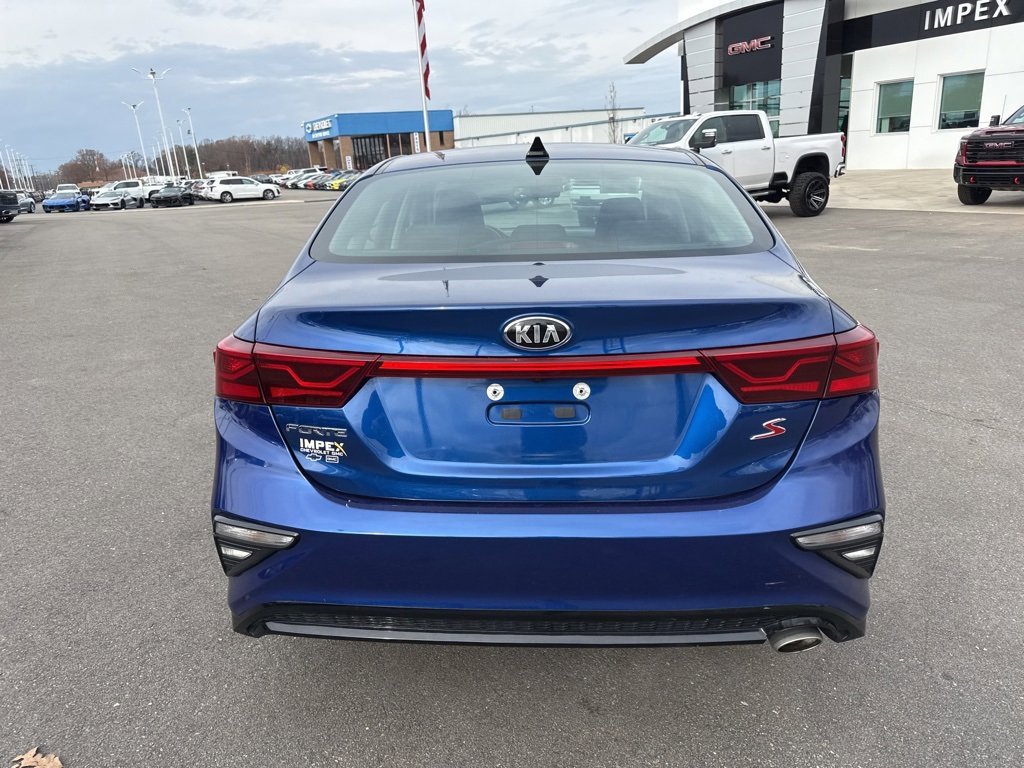 2019 Kia Forte S photo 2