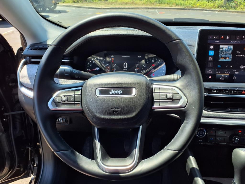 2022 Jeep Compass Latitude Lux Altitude photo 20