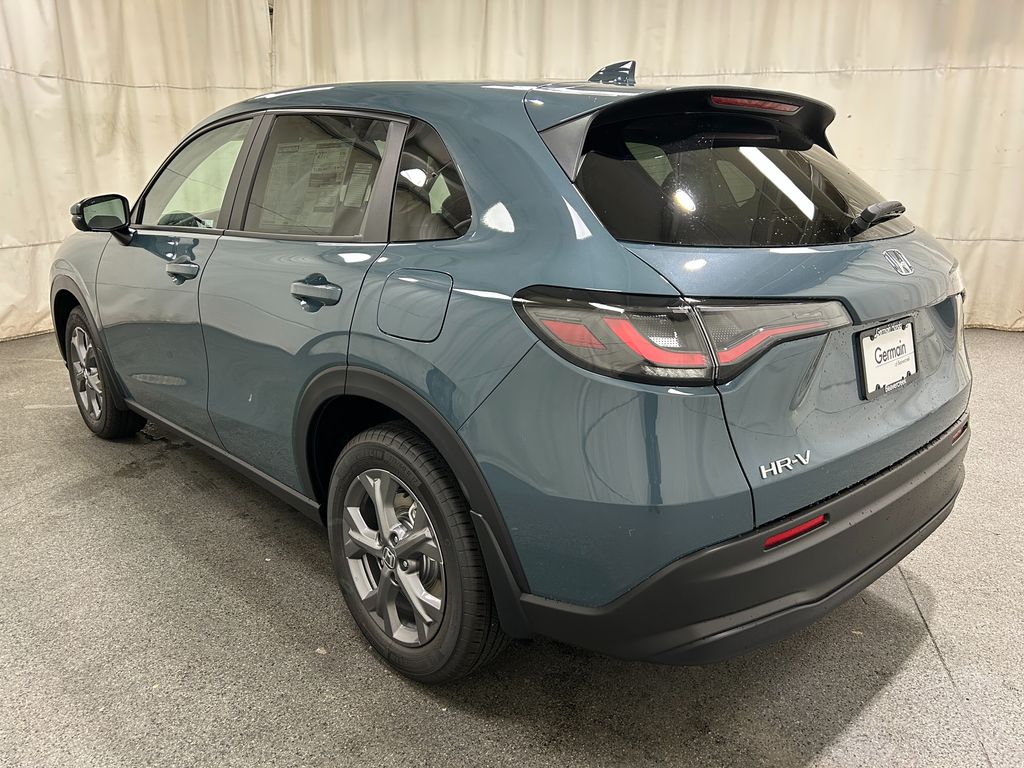 2026 Honda HR-V LX photo 4