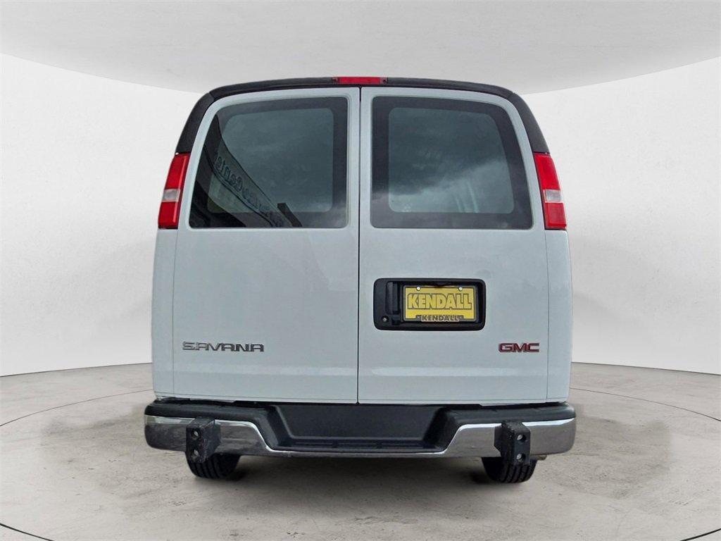 2023 Gmc Savana Cargo 2500 photo 4