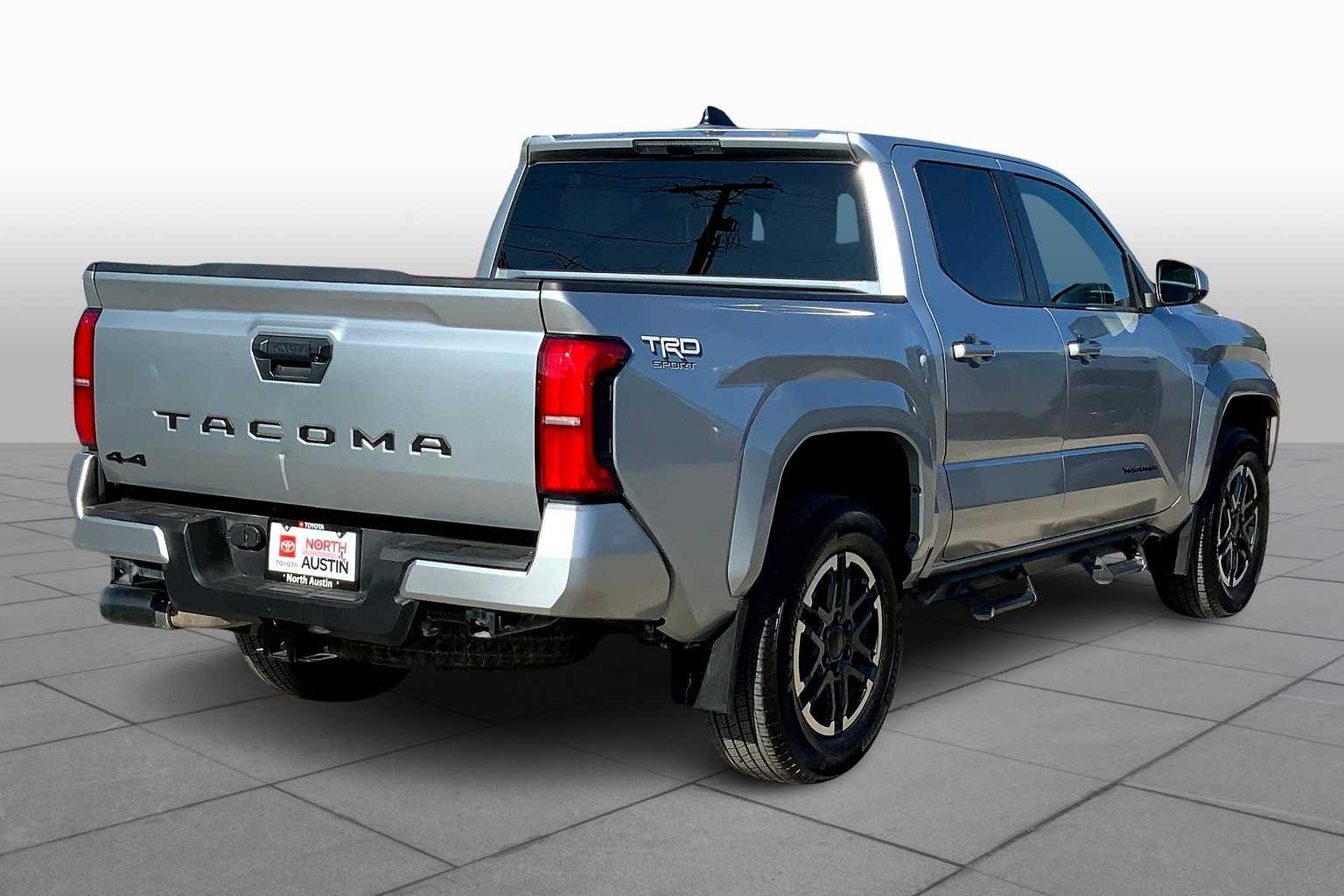 2024 Toyota Tacoma TRD Sport 4x4 photo 12