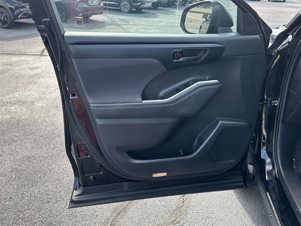 2023 Toyota Highlander Limited Platinum XLE XSE photo 4