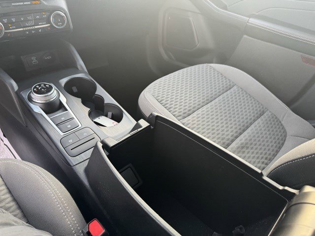 2022 Ford Escape SE photo 21