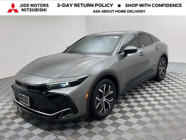 2024 Toyota Crown XLE's photo