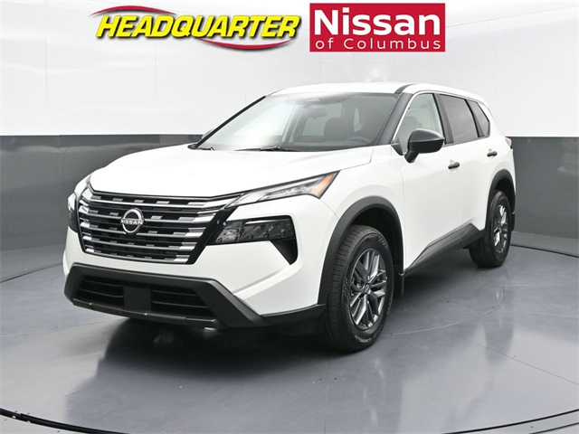 2026 Nissan Rogue S's photo