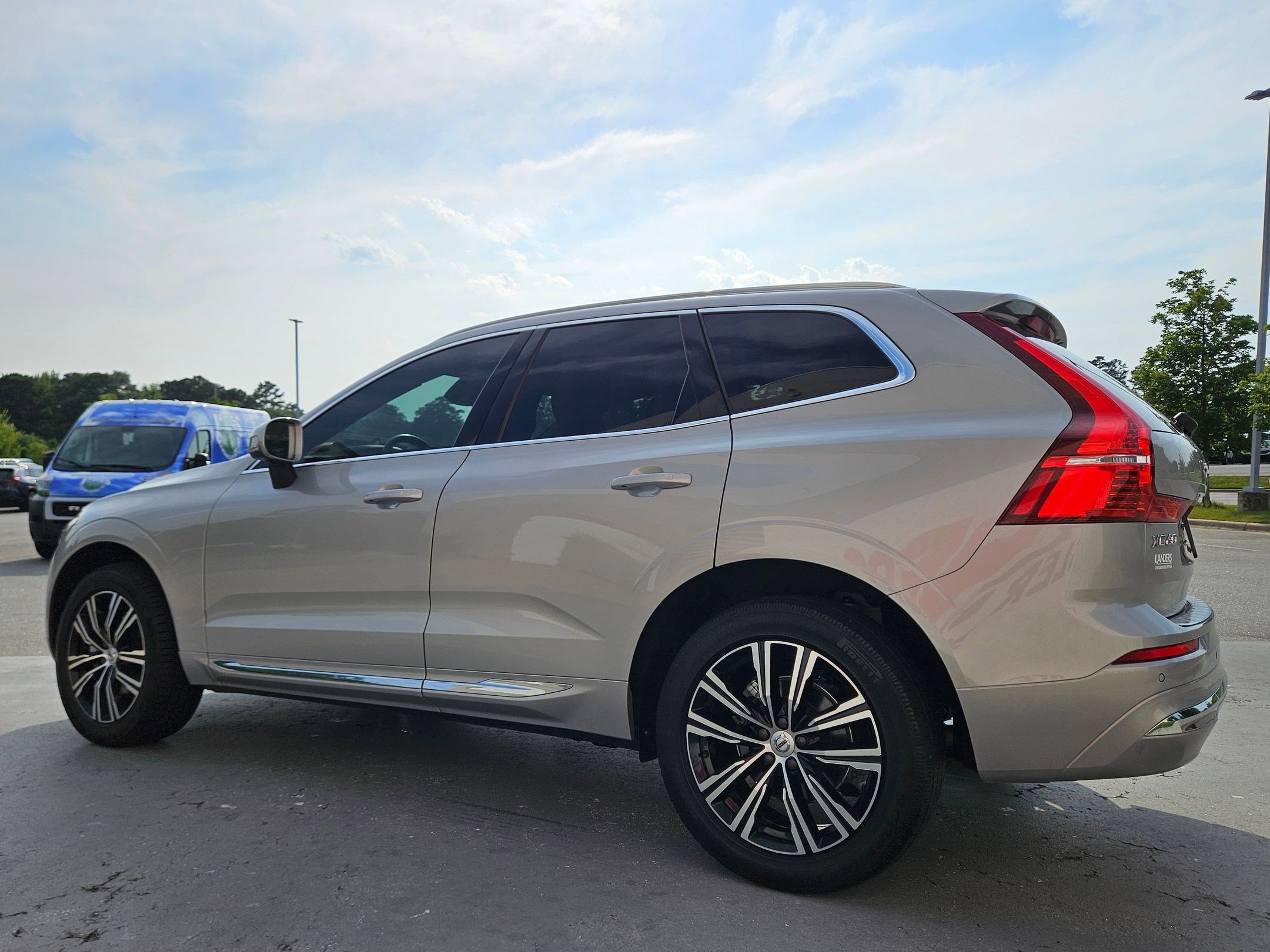 2022 Volvo XC60 Inscription photo 4