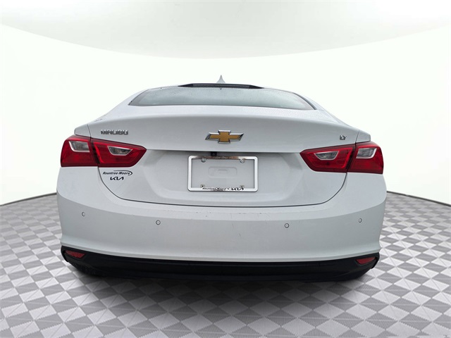 2024 Chevrolet Malibu 1LT photo 4