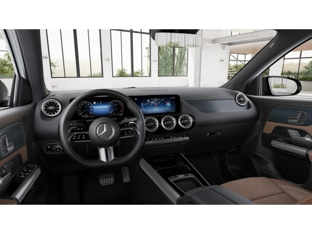 2025 Mercedes Benz GLA 250 photo 3