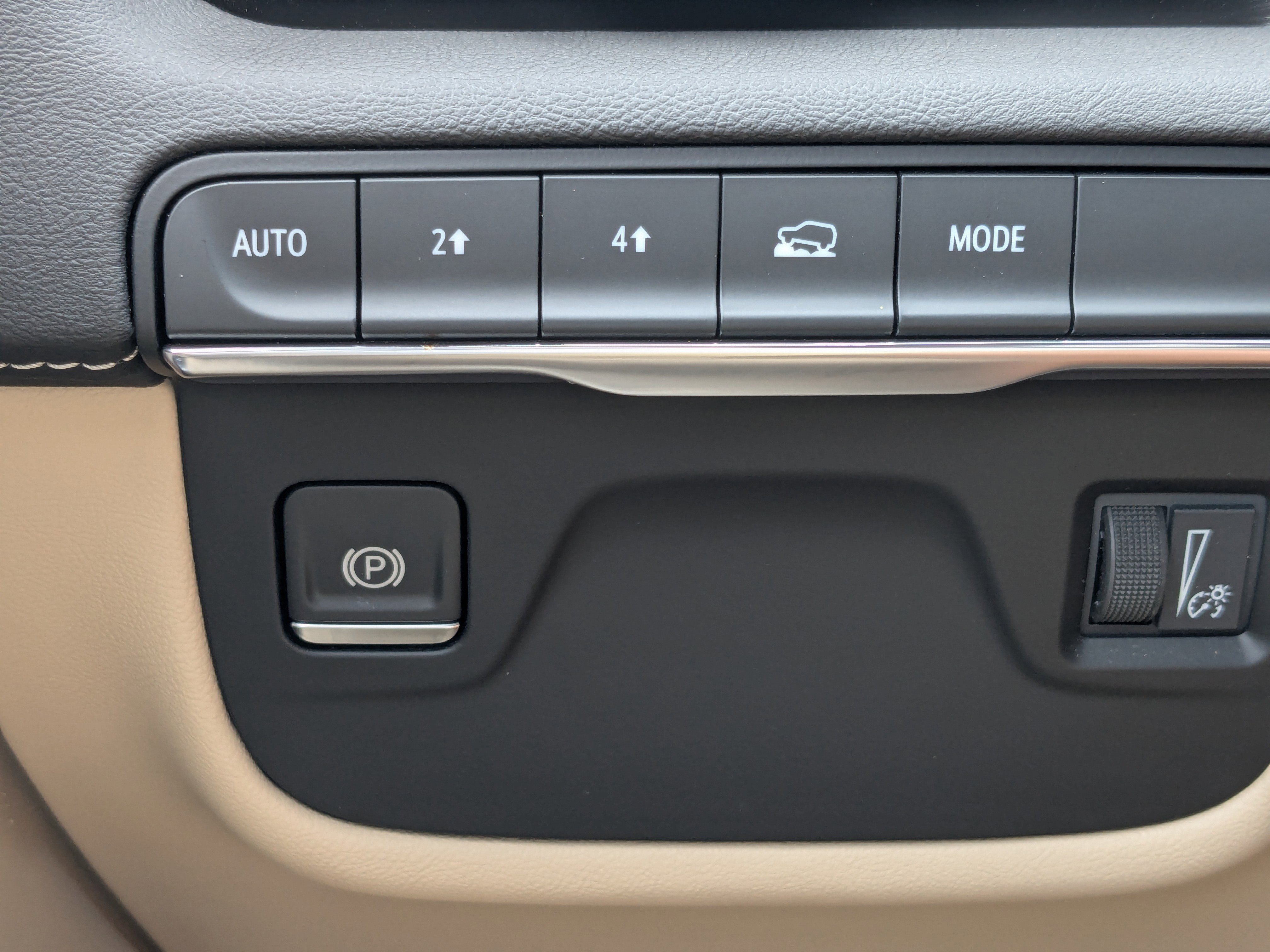 2024 Cadillac Escalade Premium Luxury photo 14