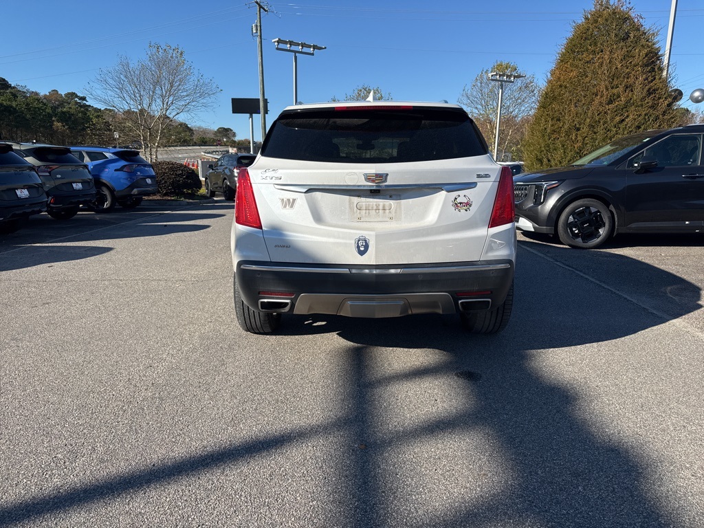 2017 Cadillac XT5 Platinum photo 4