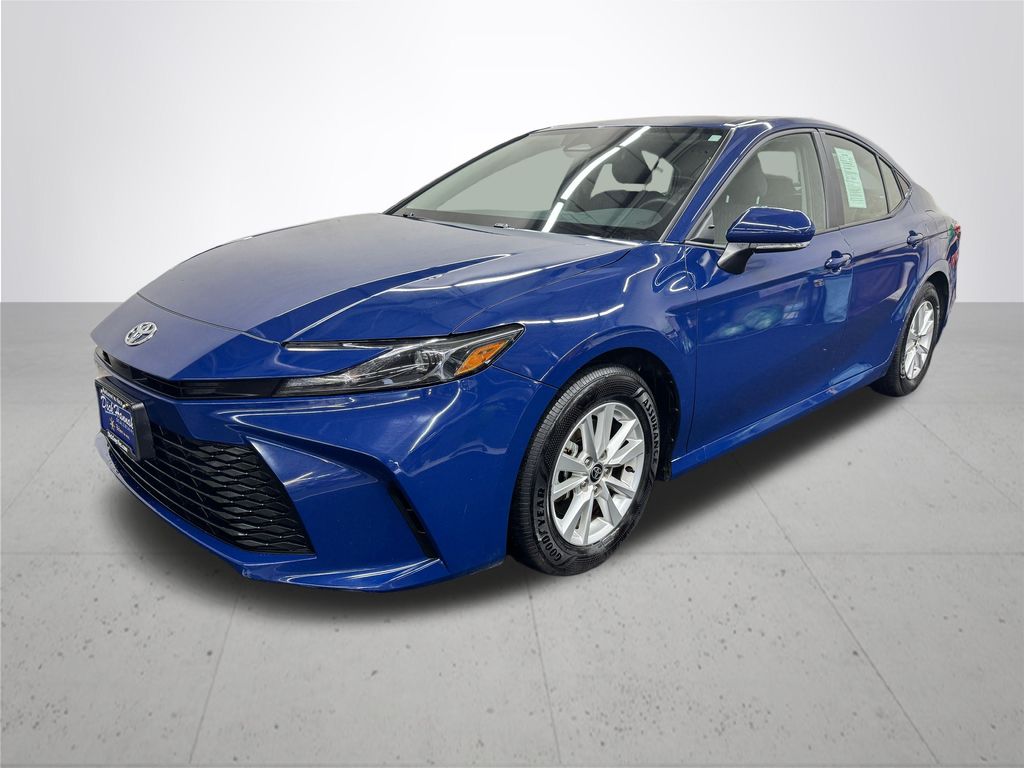 2025 Toyota Camry LE photo 2