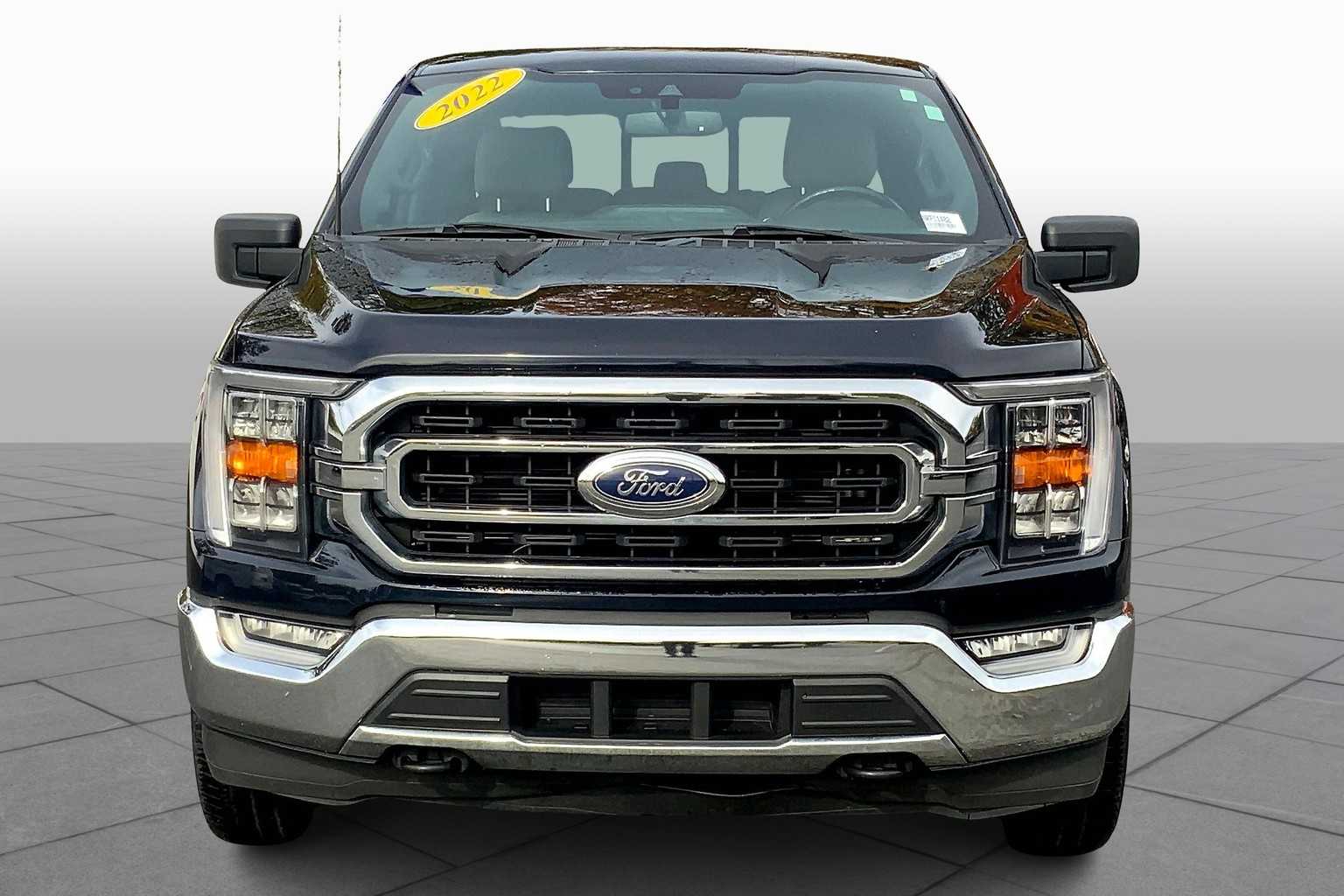 2022 Ford F-150 XLT photo 3