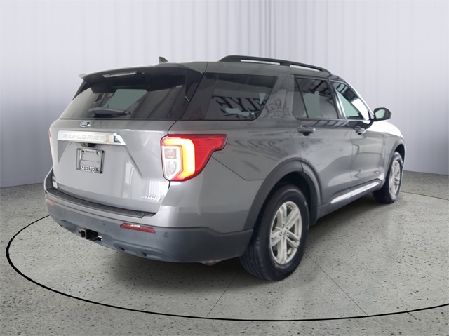 2022 Ford Explorer XLT photo 2