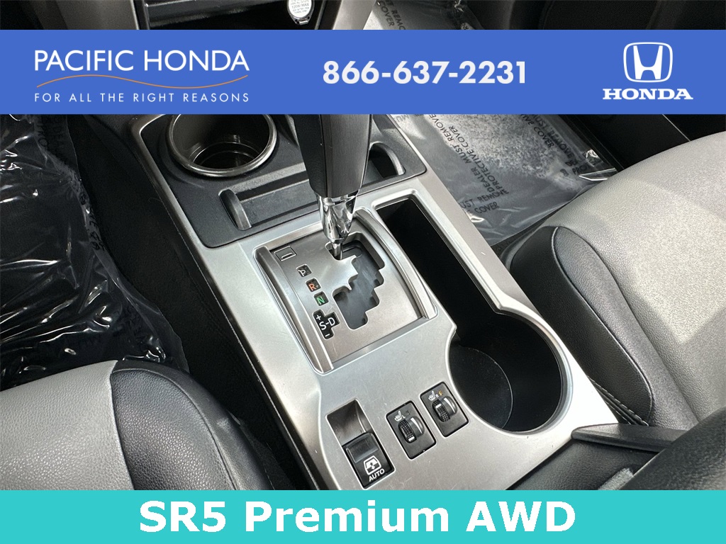 2020 Toyota 4Runner SR5 Premium photo 24