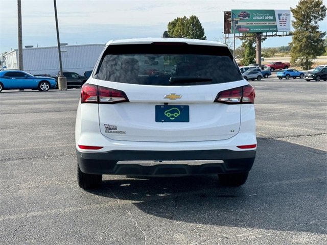 2024 Chevrolet Equinox LT photo 3