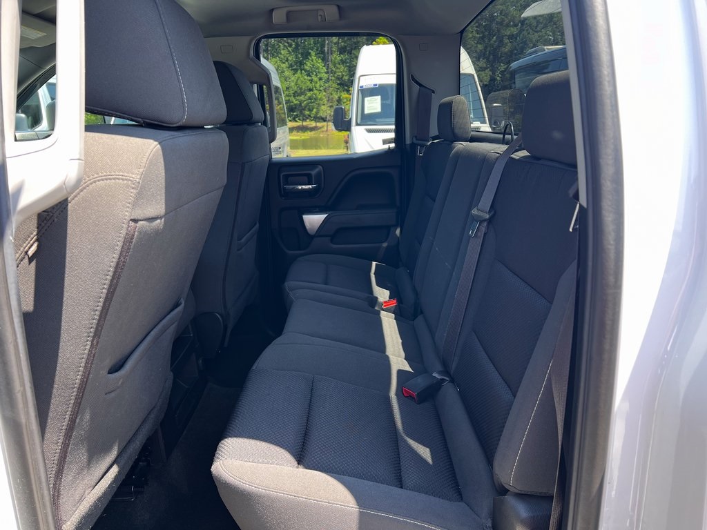 2017 Chevrolet Silverado 2500HD LT photo 23