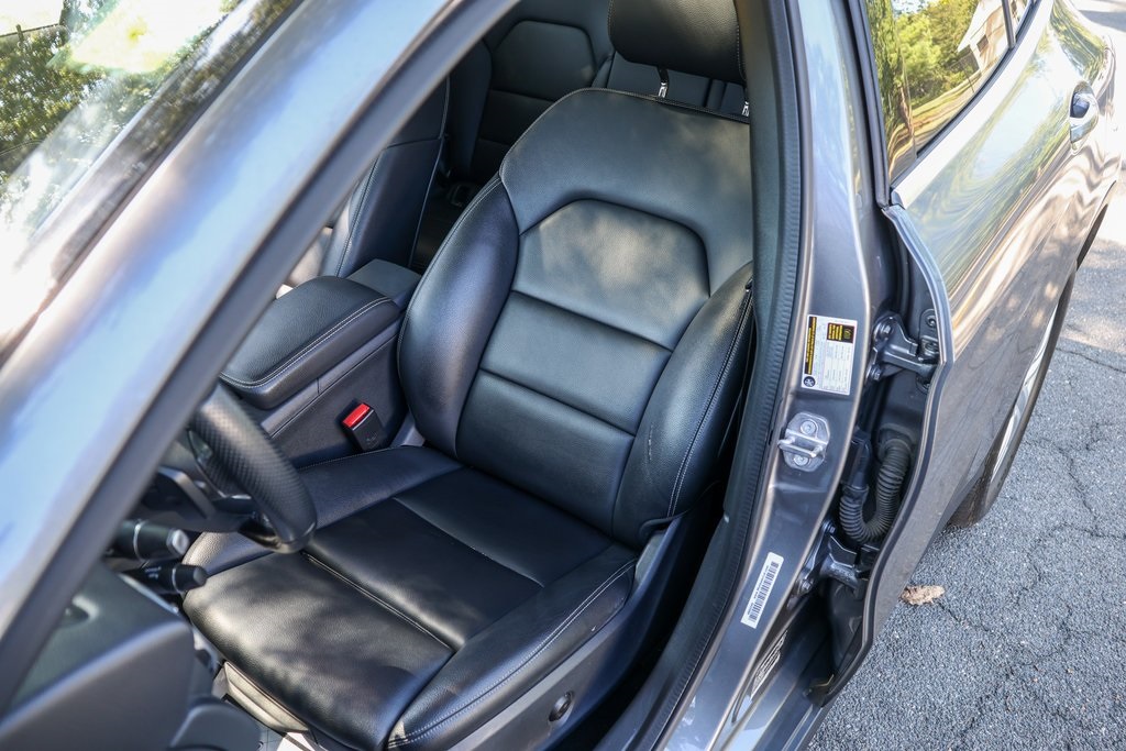 2019 Mercedes Benz GLA 250 4MATIC photo 3
