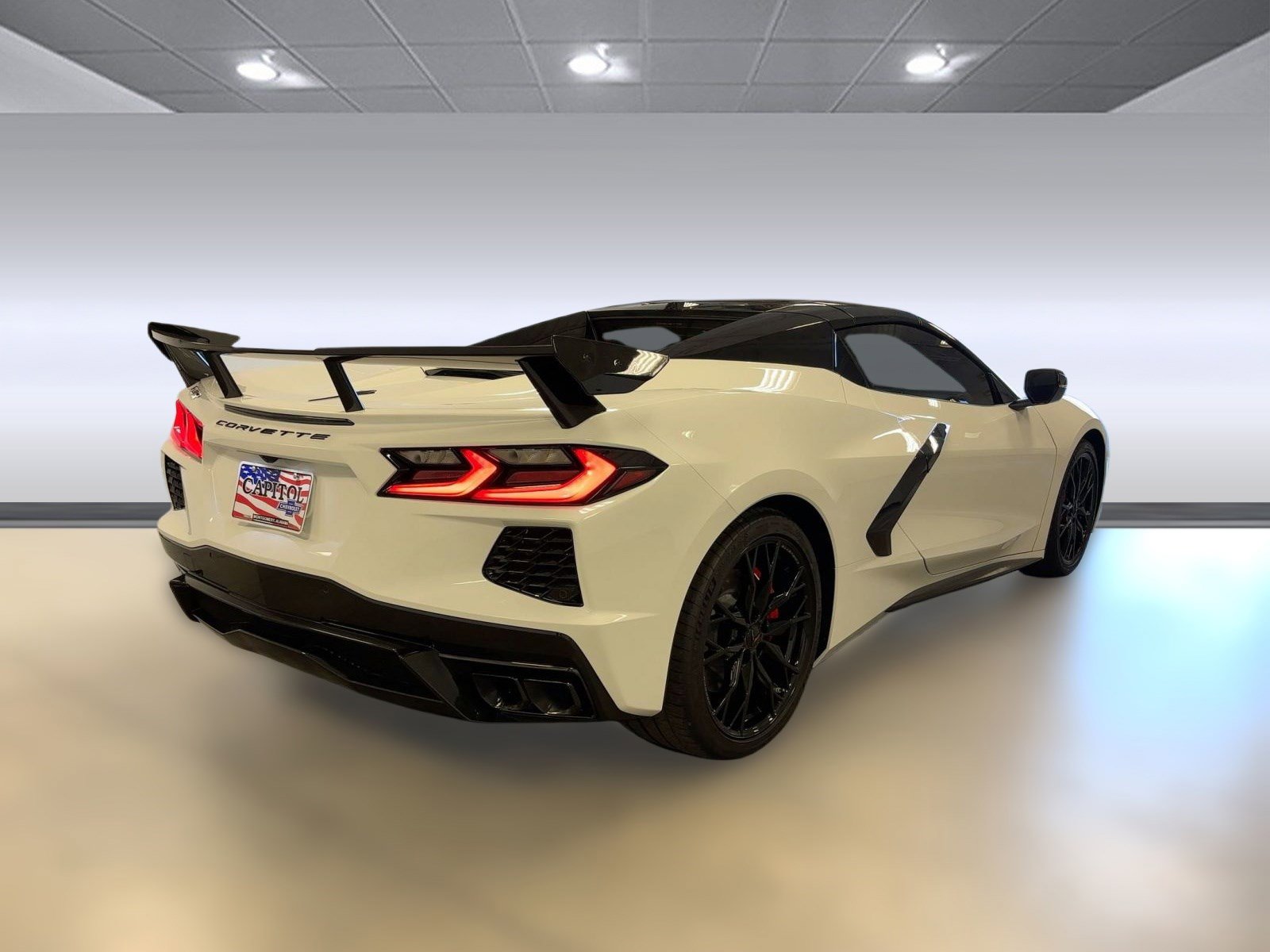 2025 Chevrolet Corvette Stingray 2LT Convertible photo 8