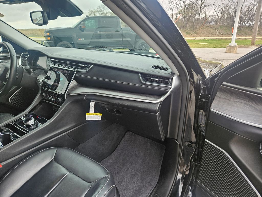 2022 Jeep Grand Cherokee Limited photo 28