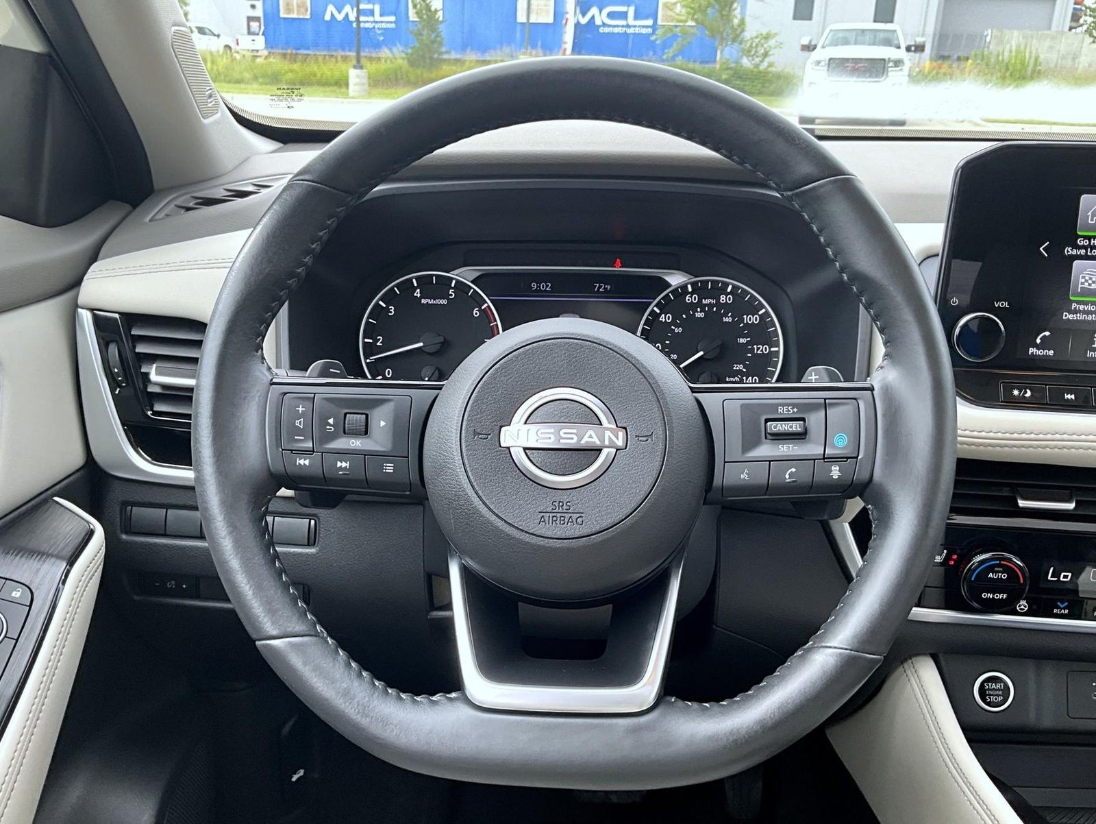 2022 Nissan Rogue SL photo 12