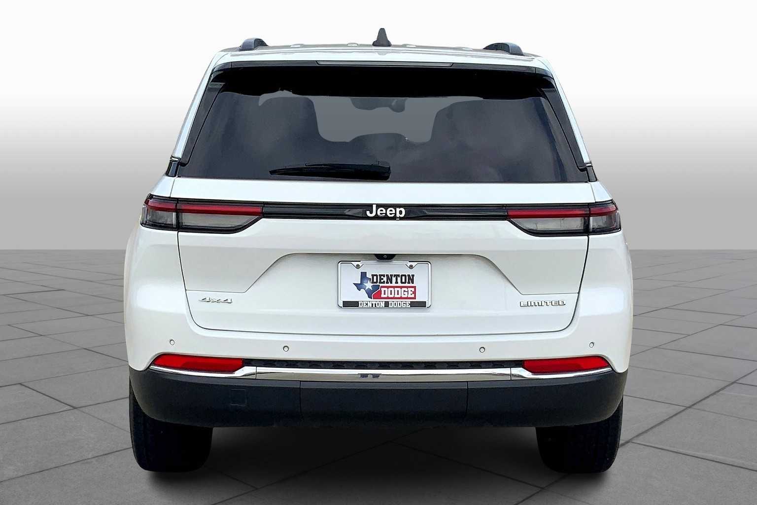 2022 Jeep Grand Cherokee Limited photo 4