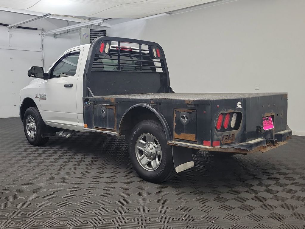 2017 Ram 2500 Tradesman photo 3