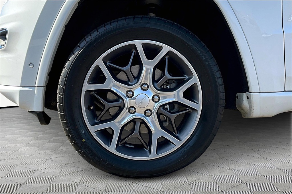 Image 9 of Pre-Owned 2020 Jeep Grand Cherokee Overland