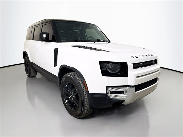 2025 Land Rover Defender 110 S photo 2