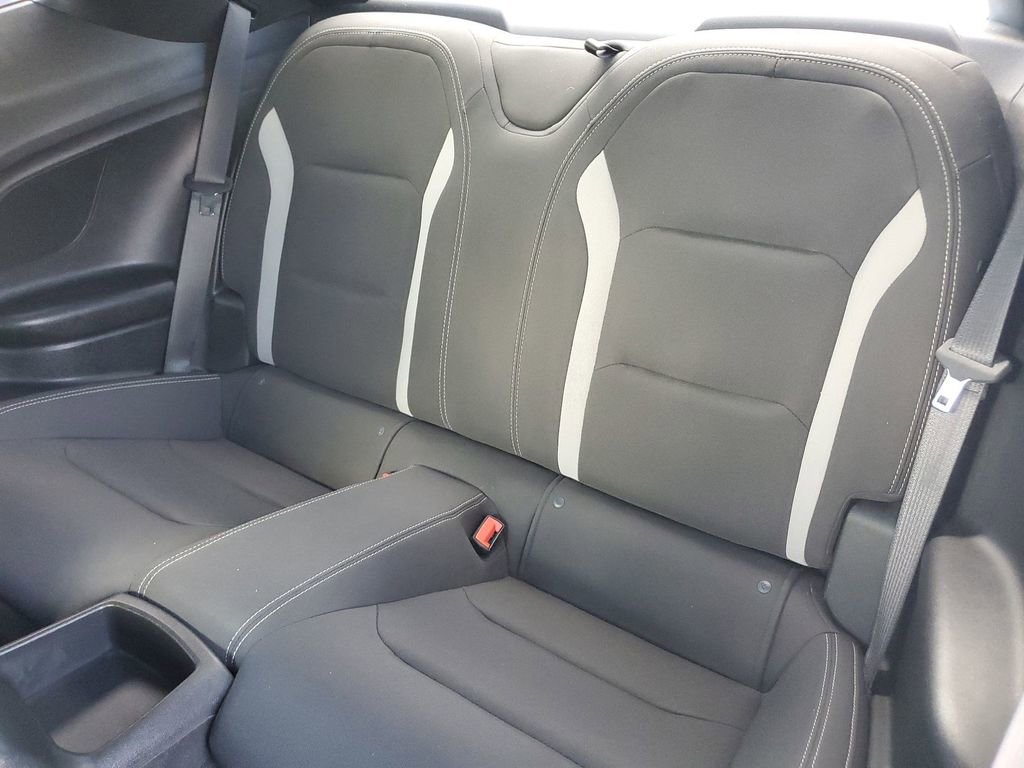 2018 Chevrolet Camaro 1LS 1LT photo 21