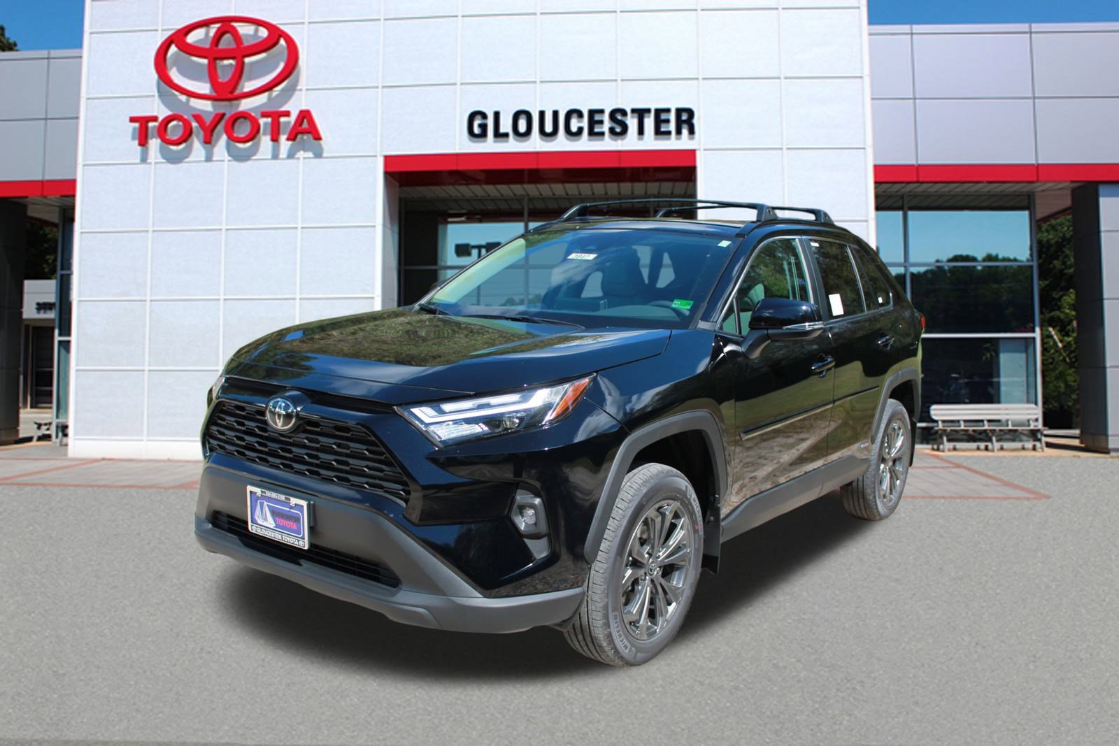 2025 Toyota RAV4 XLE Premium's photo