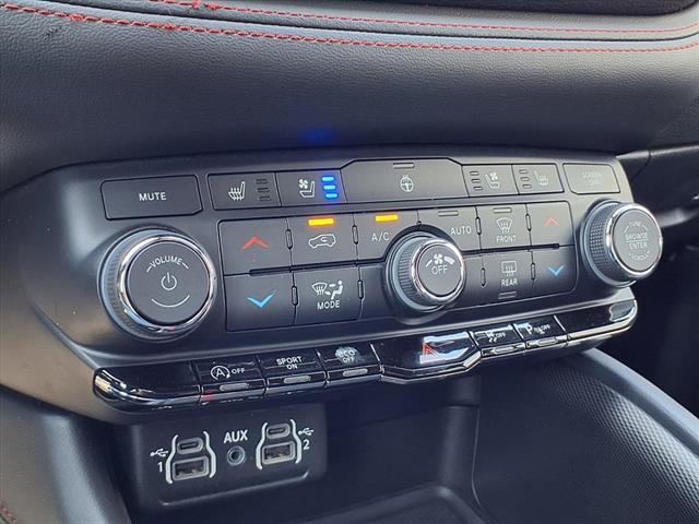 2023 Dodge Durango GT Plus photo 12