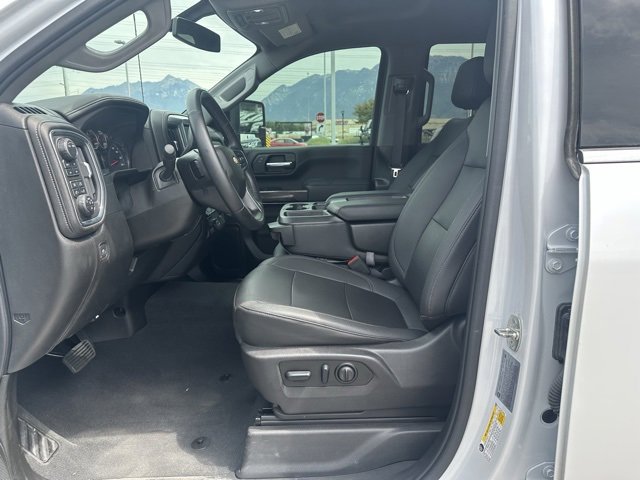 2023 Chevrolet Silverado 3500HD LTZ photo 22