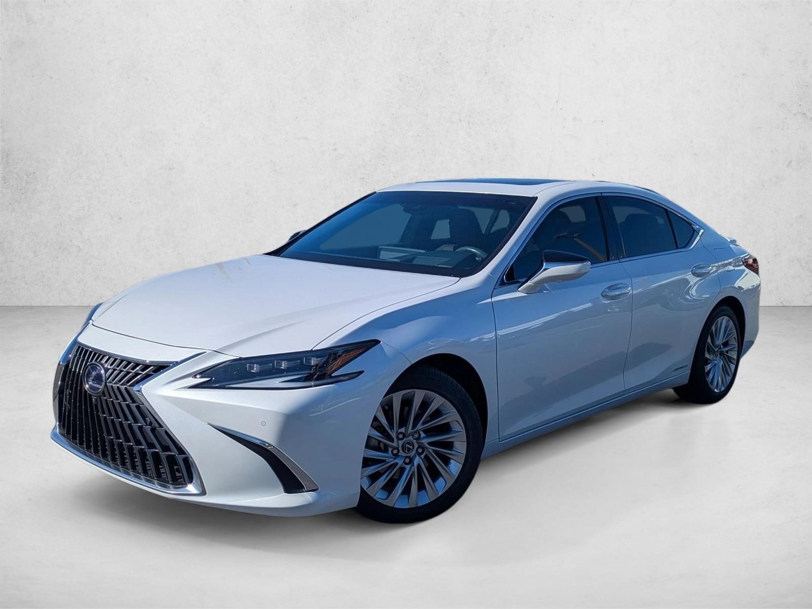 2022 Lexus ES Hybrid 300h Ultra Luxury