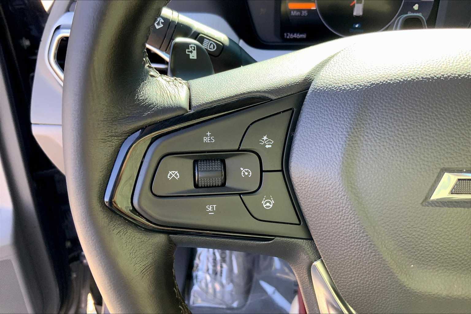 2022 Chevrolet Bolt EUV Premier photo 21