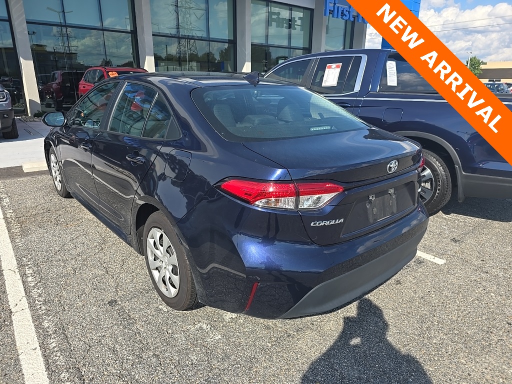 2024 Toyota Corolla LE photo 3