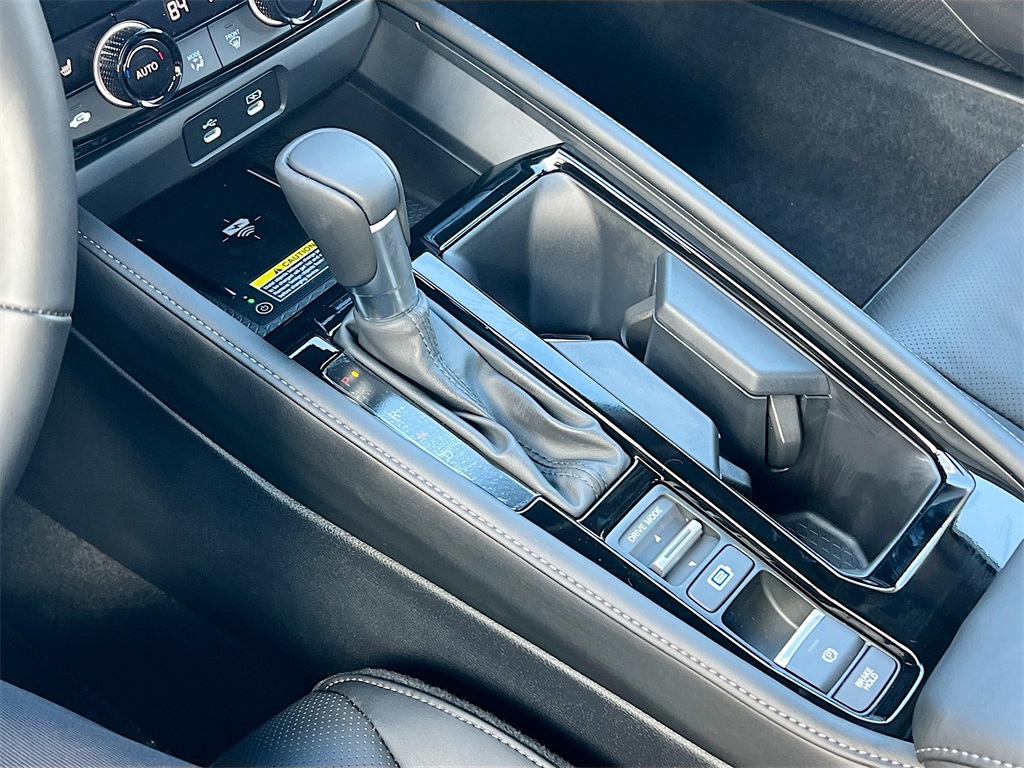 2025 Honda Accord Hybrid Touring photo 10