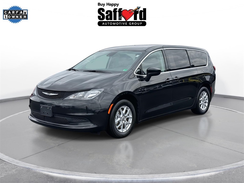 Pre-Owned 2023 Chrysler Voyager LX 4D Passenger Van's photo