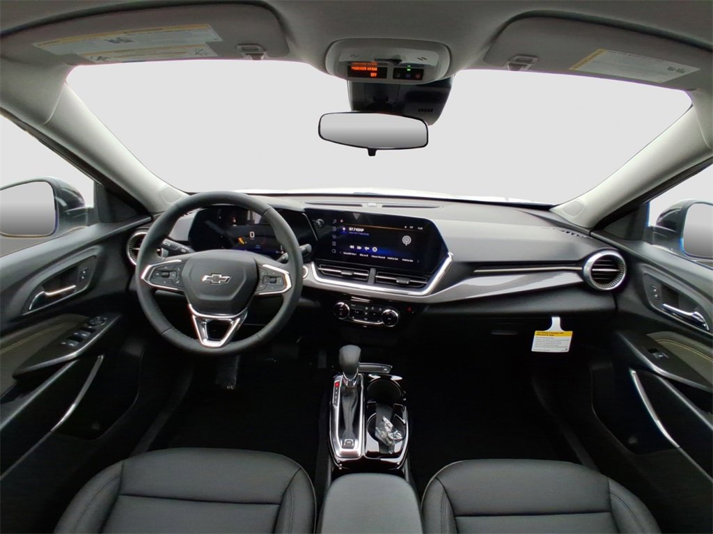 2025 Chevrolet Trax ACTIV photo 14