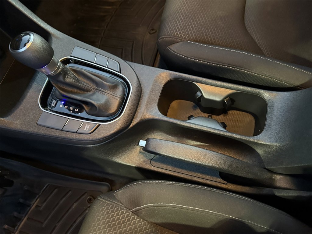 2020 HYUNDAI ELANTRA GT - Image 22