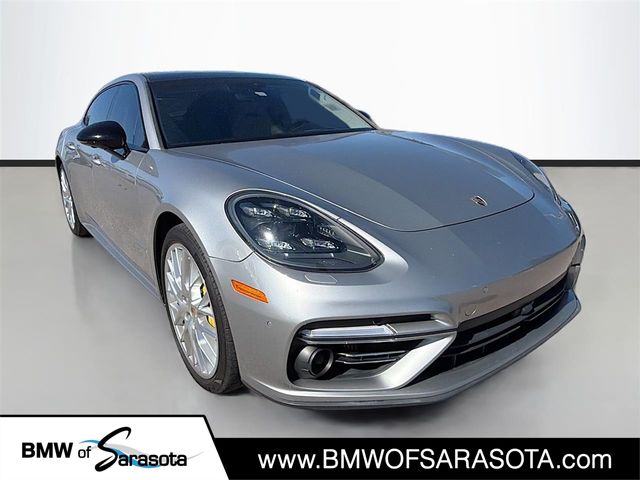 2018 Porsche Panamera Turbo's photo