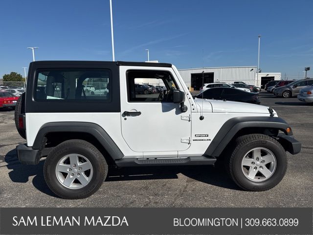 2017 Jeep Wrangler Sport photo 12